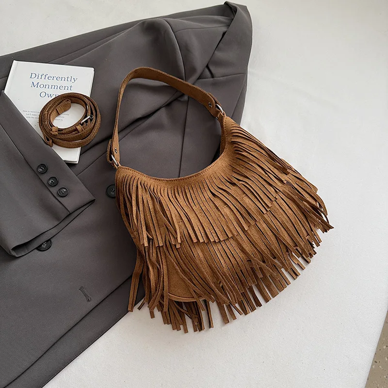 

Замшевая замшевая кожаная сумка с ретро-дизайном кисточки, креативная женская сумка через плечо на молнии, брендовая роскошная сумка подмышками