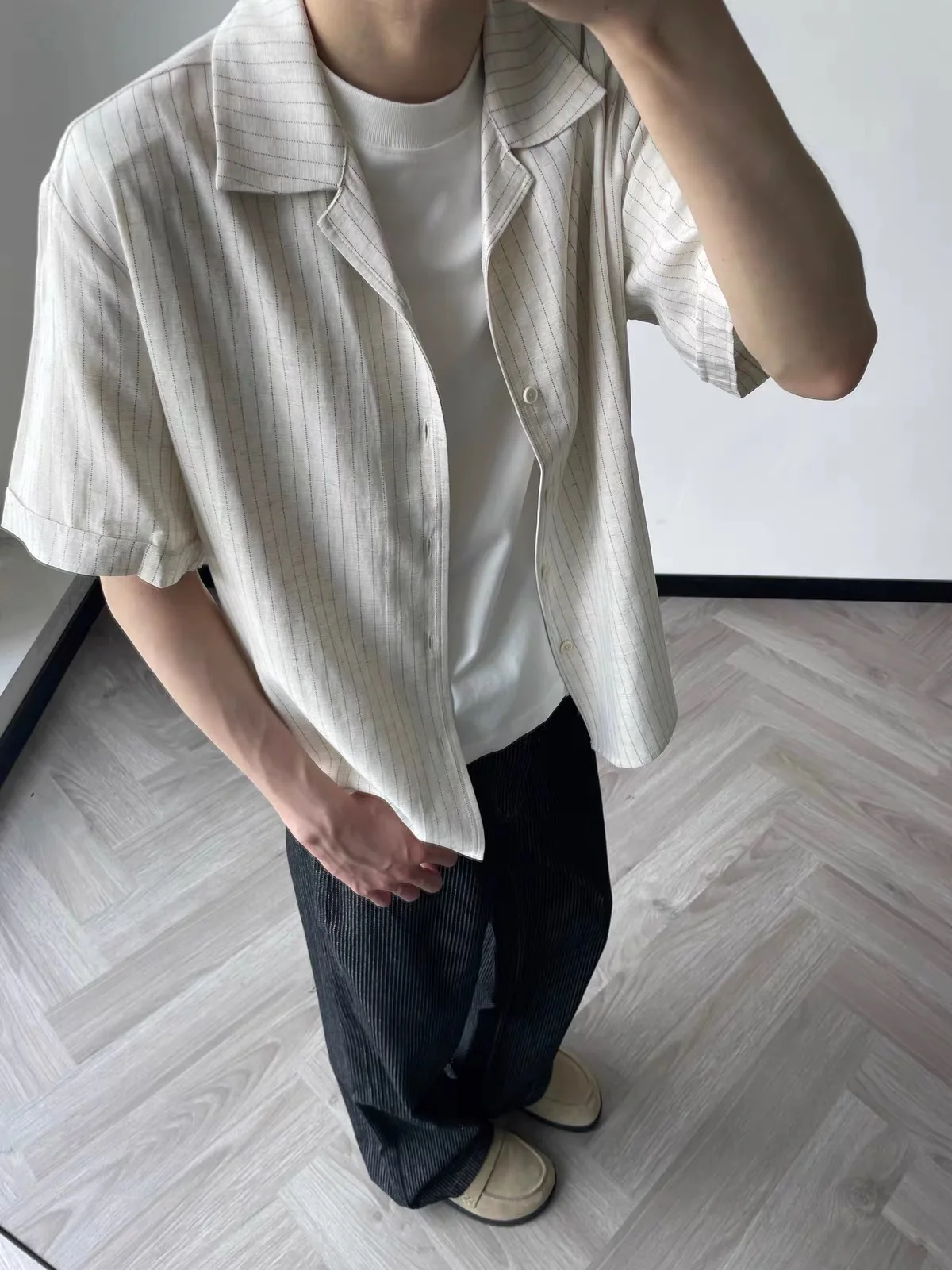 

Cleanfit Casual Linen Mix Short Sleeve Shirt Cuban Collar Loose Fit Summer Shirt for Men Stripe Pattern Button Closure