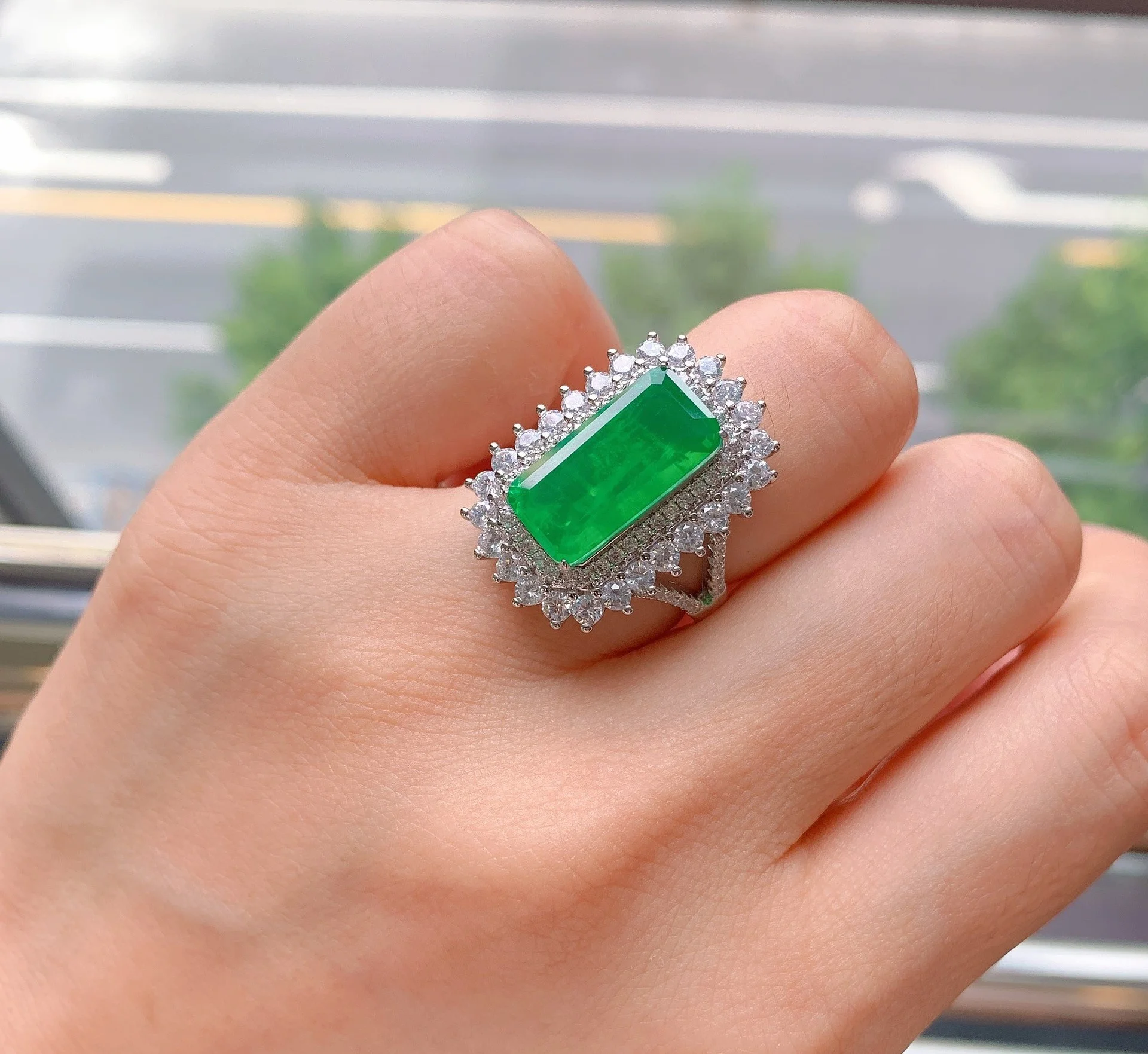 genuine Luxury brand real jewels Ring female imitation emerald color treasure wind sparkle diamond set women's ring high quality