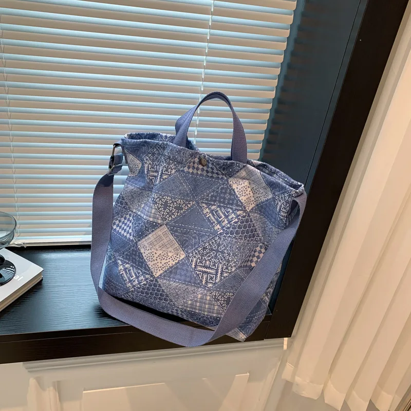 الدنيم حقيبة سعة كبيرة الرجعية المرقعة اللون حجب حقيبة يد المرأة المألوف حمل الحقائب التسوق حقائب اليد الفاخرة #4