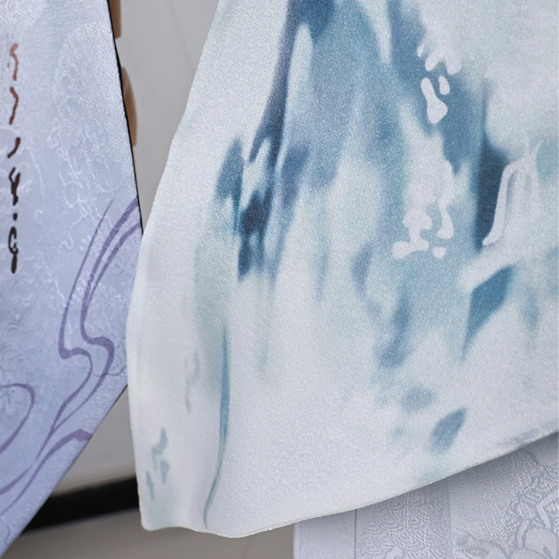 【Wetrose】متوفر في المخزون أزياء Jinhsi التأثيرية Wuthering Waves Jin Hsi Jinxi Jin Xi مجموعة كاملة من الشعر المستعار لعيد الهالوين وعيد الميلاد