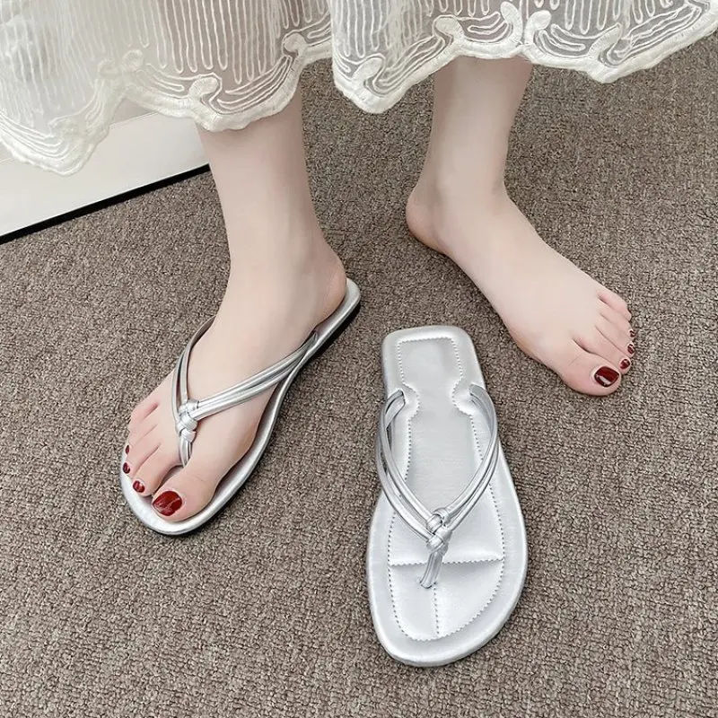 Sandals Women Summer  2024 New  Version Clip Toe Flip Flops Outdoor Fashion Flat Casual Non-slip Sandals Female Beach Mules 40