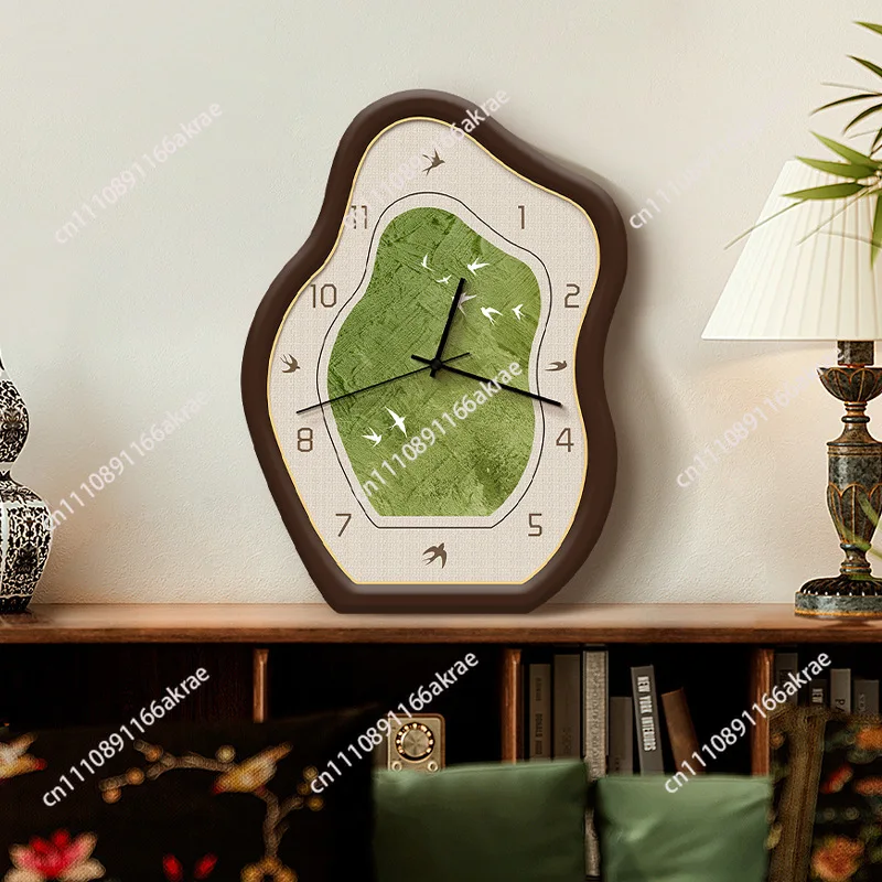 Green landscape table, clocks and watches, decorative paintings, living room, practical, medieval, advanced sense