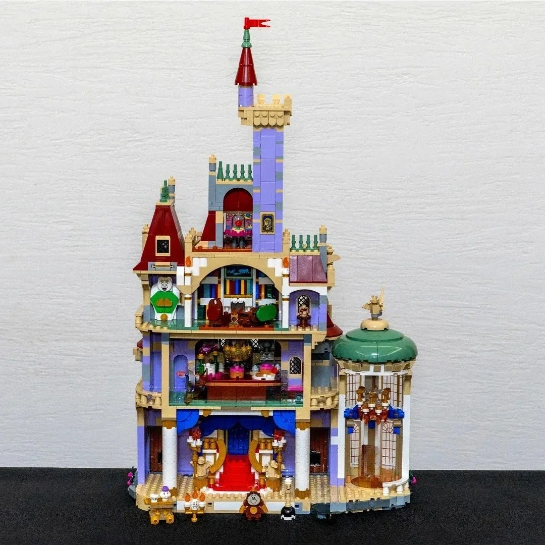 NWE Prinzessin Schloss Romantisches Spielzeug 43263 Modulares Modell für Mädchen Pädagogische Bausteine Geburtstagsgeschenk Dekoratives Spielzeug 2916 Stück