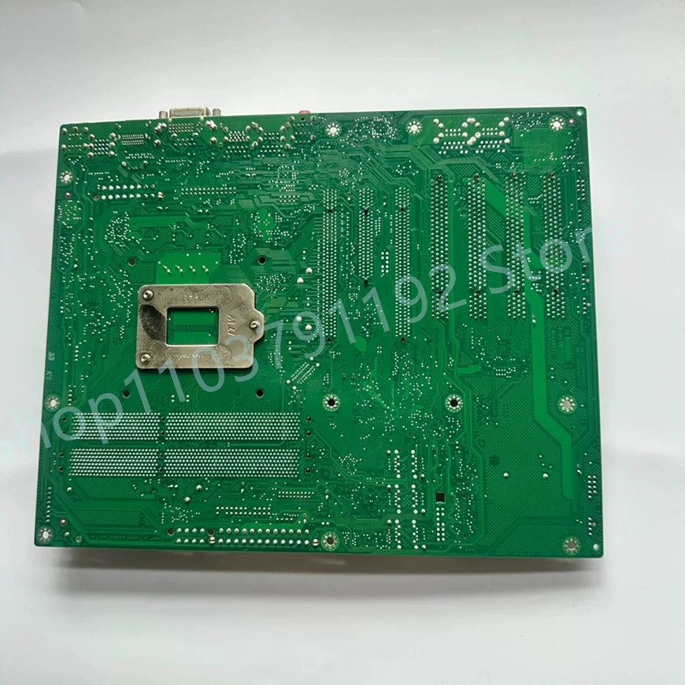 

Mainboard D3236-S13 W26361-W3352-X-04