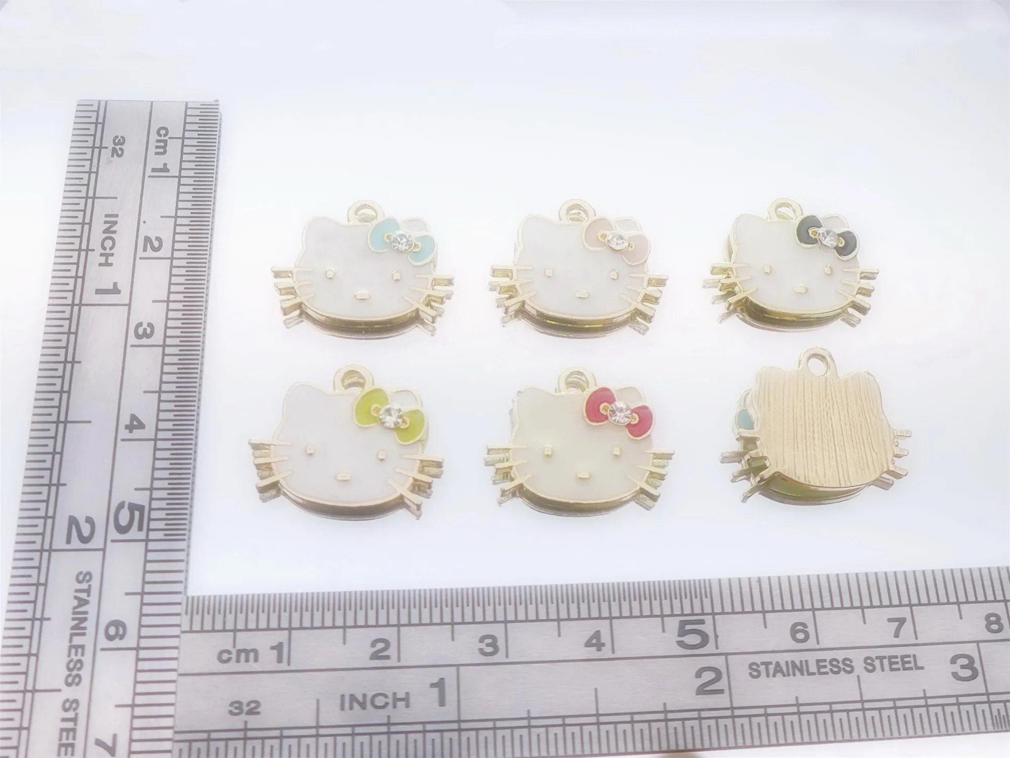 100pcs 19x15 MM Cartoon Cute Cat Keychain Necklace Drip Oil Metal Enamel Charms Jewelry Accessories Anime Earrings Bracelets DIY