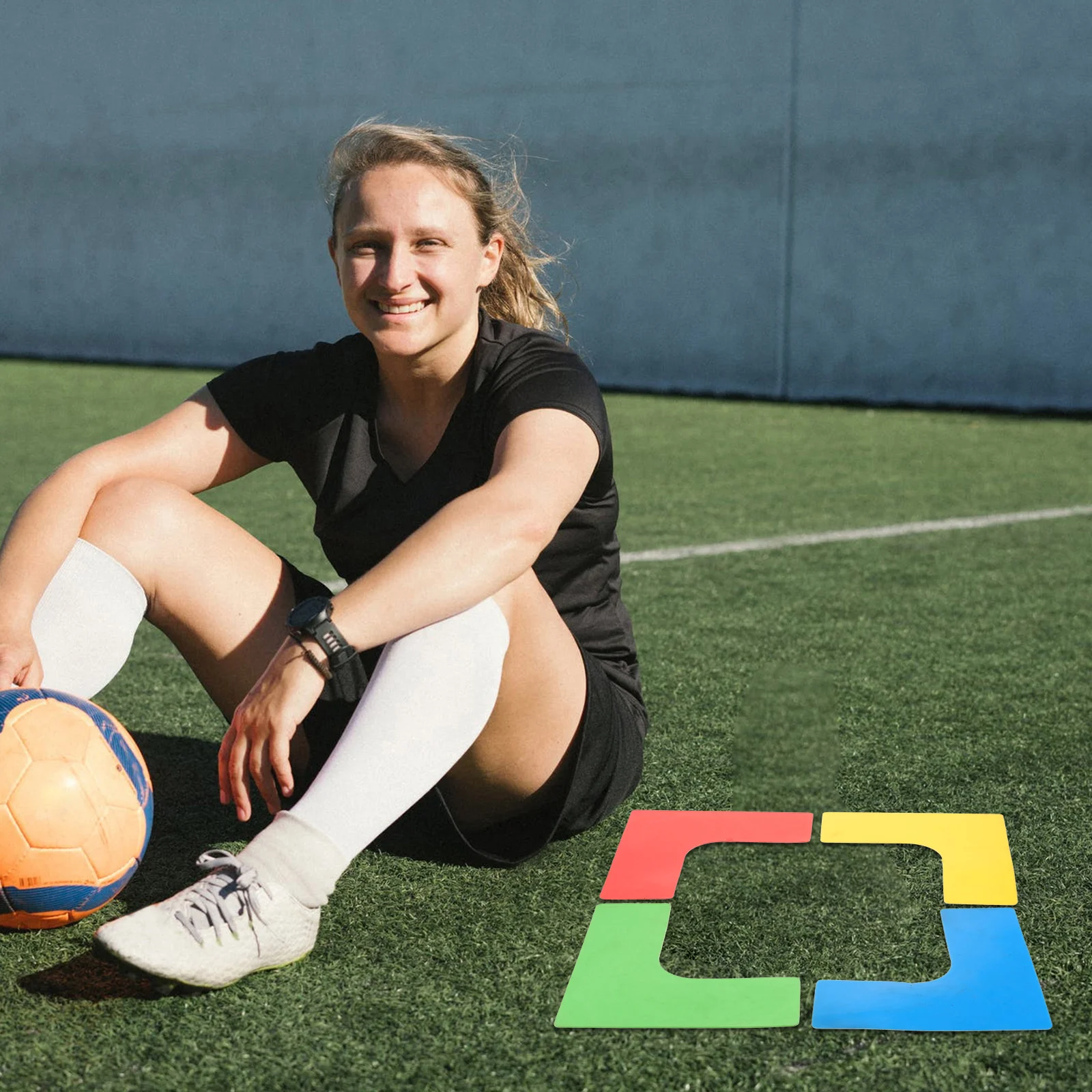 

4pcs Right Angle Training Markers Sports Floor Marker Round Non-Slip Design For Basketball Soccer Tennis Drills Agility Training