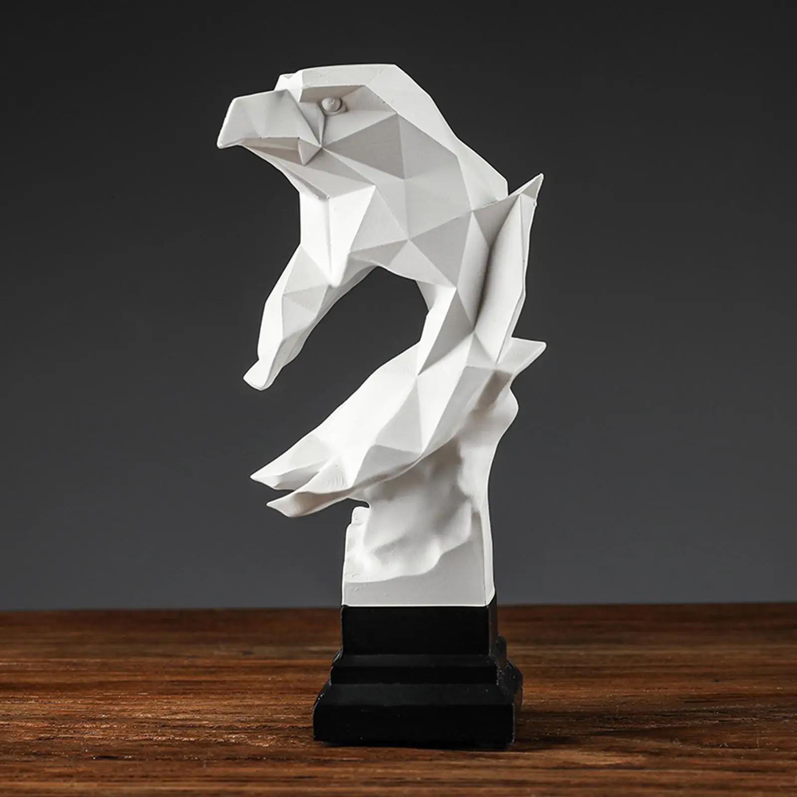 

Eagle Statue Party Supplies Novelty Artwork Simulation Gift Desktop Ornament for Bookshelf Indoor Office Farmhouse Living Room