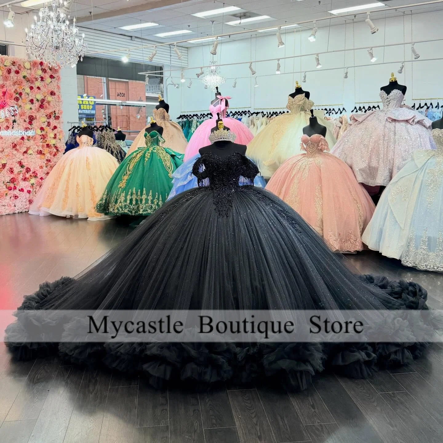 

New Black Tulle Applique Quinceanera Dress 2Ball Gown 2026 Off Shoulder Corset Sweet 16 Dress Birthday Party Gown Customized