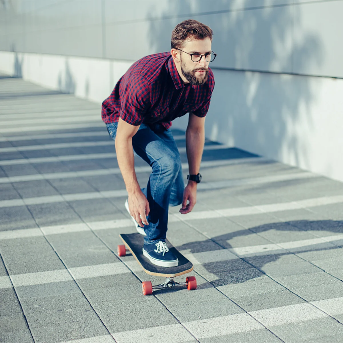 

Skateboard Grip Tape Sheet Sandpaper 80x20cm Black High Strength Waterproof Adhesive Durable Tear Proof for Scooter Step