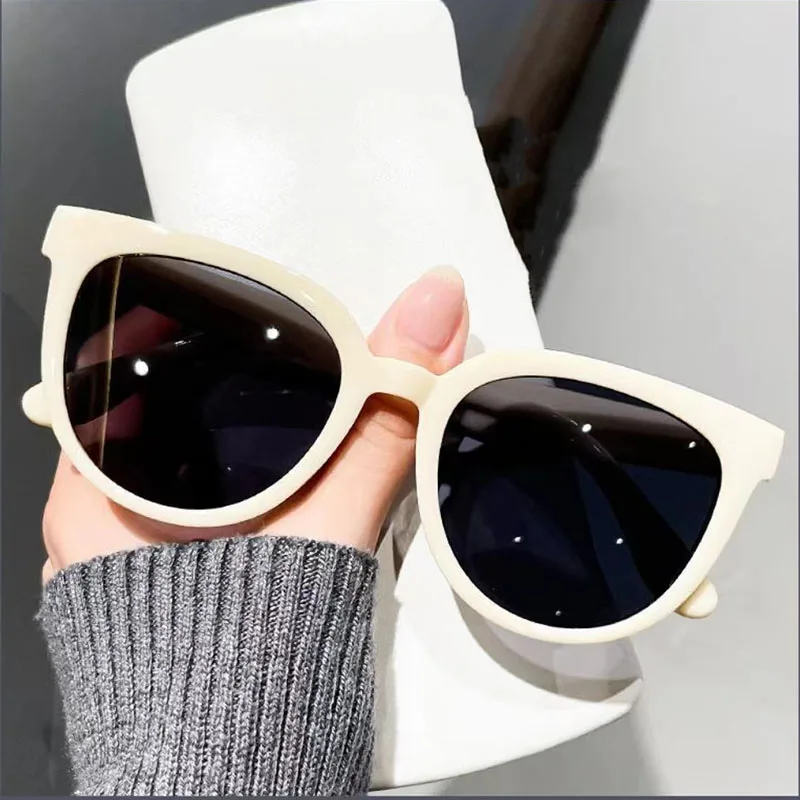 New Small Frame Circular Shape Sunglasses Women\'s Brand Designer Fashion Sun Glasses Women  Travel Eyewear UV400 Oculos De Sol