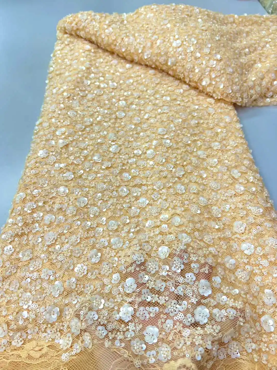 2025 di Lusso Francese Del Ricamo 3D Fiore Tessuto di Pizzo Africano Nigeriano Paillettes Tessuti di Pizzo Per Abito Da Sposa Materiale Da Cucire