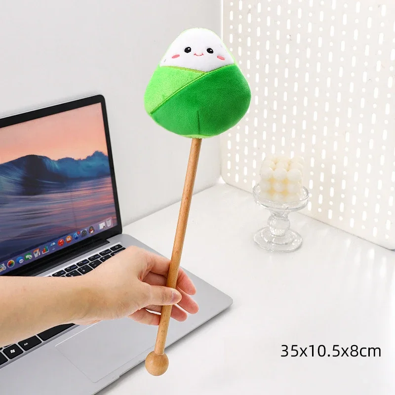 

Long-Handled Massage Hammer Hitting Hammer Stick Handheld Plush Small Hammer for Neck Shoulder Meridians Legs Back Massage