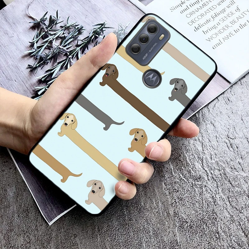 

Cute cartoon Dachshund dog Phone Case For Motorola G Stylus 5G G Play G35 G45 G54 G24 G86 G04S E13 E14 E32 E32S