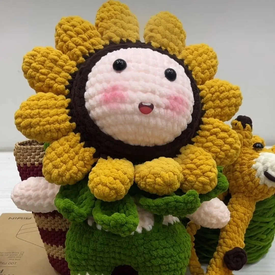 Handmade Crochet Sunflower Doll Material Kit Graduation Season Student Gift Finished Product Ice Strip Line Craft Kit