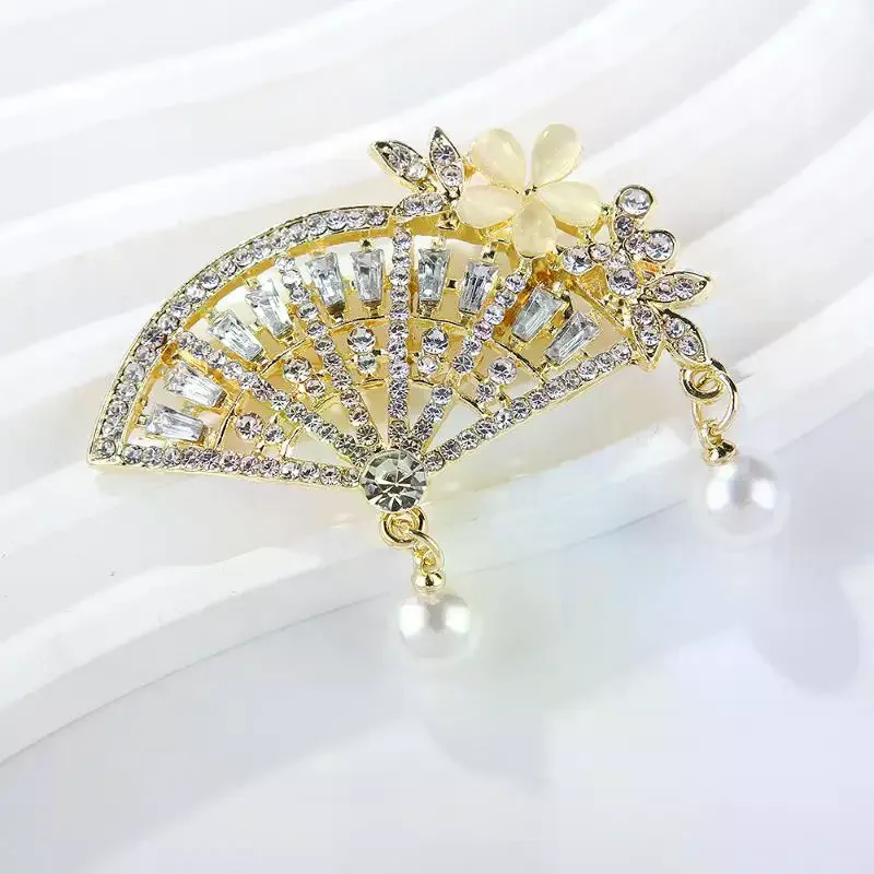 Chinese Style Fashion Luxury Rhinestone Fan-Shaped Brooches For Women Clothing Coat Accessories