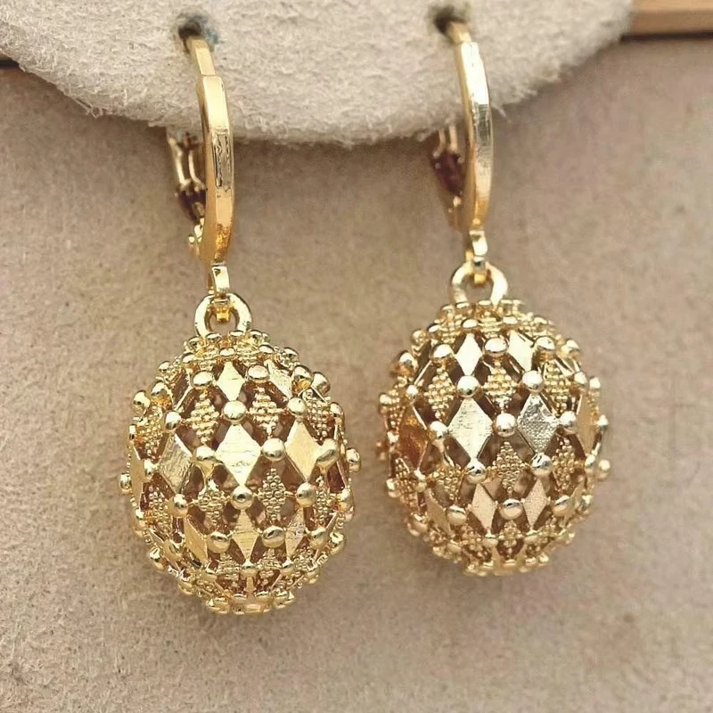 

Huajie Gold Color Rhombus Hollow Sphere Dangle Earrings for Women Exquisite Party Gift Fashion Ear Jewelry