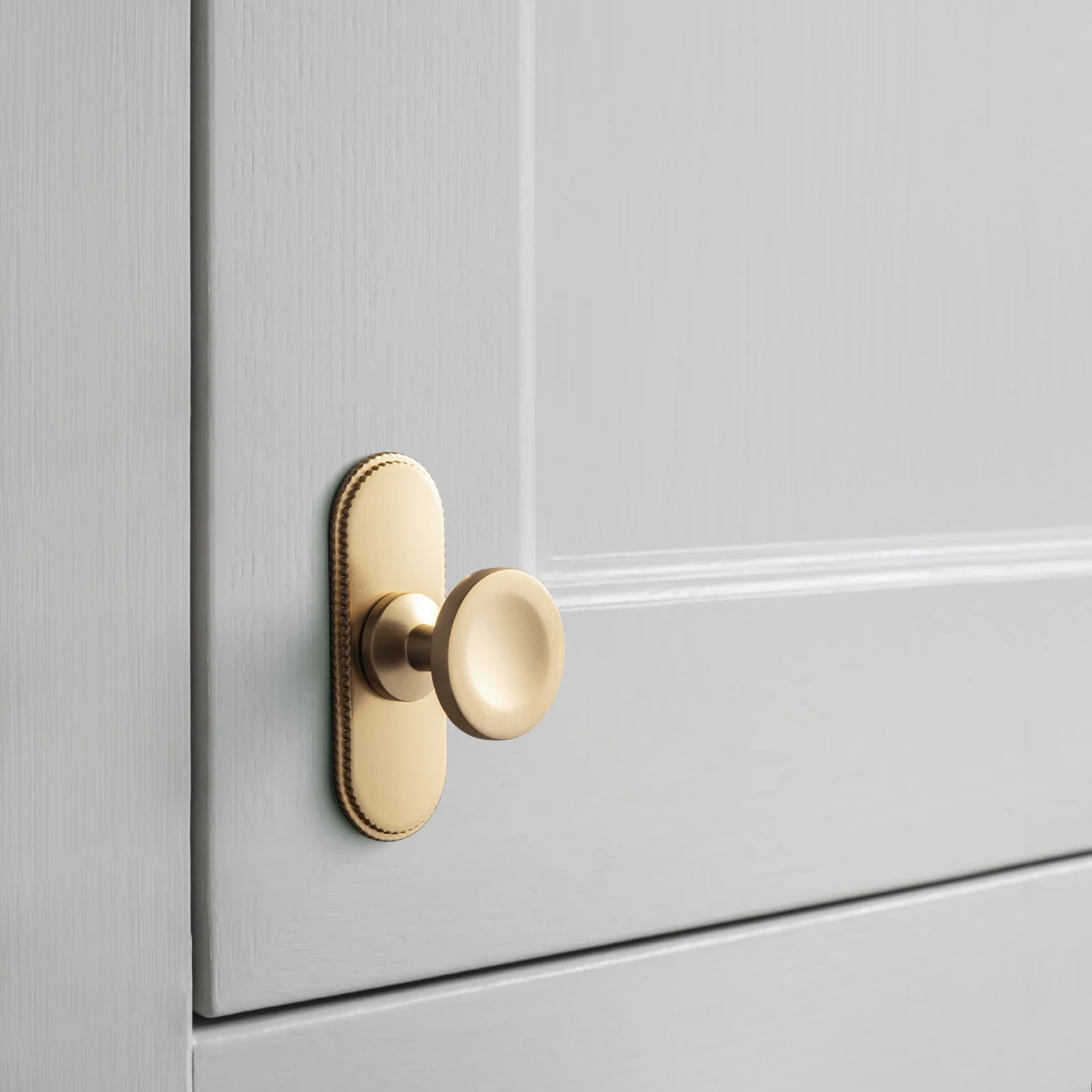 6 Pack Antique Brass Cabinet Knob with Backplate Retro Round Knob Vintage Drawer Pulls, Solid Zinc Alloy Cabinet Hardware for Dresser,Wardrobe,Restoration,Kitchen,Vanity,Furniture,Closet