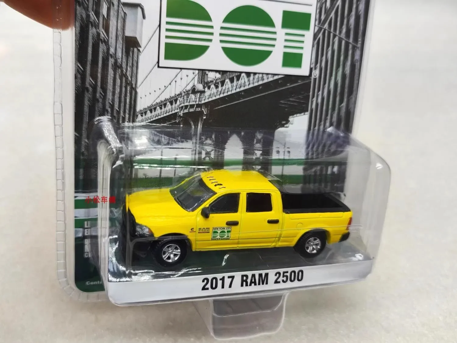 1:64 2017 Ram 2500 Diecast Metal Alloy Model Car Toys For Gift Collection