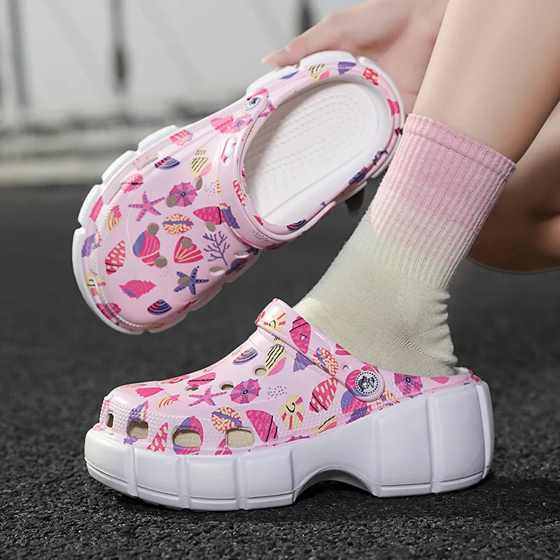 Summer Thick Bottom Height Increasing Women\'s Clogs Slippers Wholesale Ladies Garden Shoes with Hollow Out Peep and Closed Toe