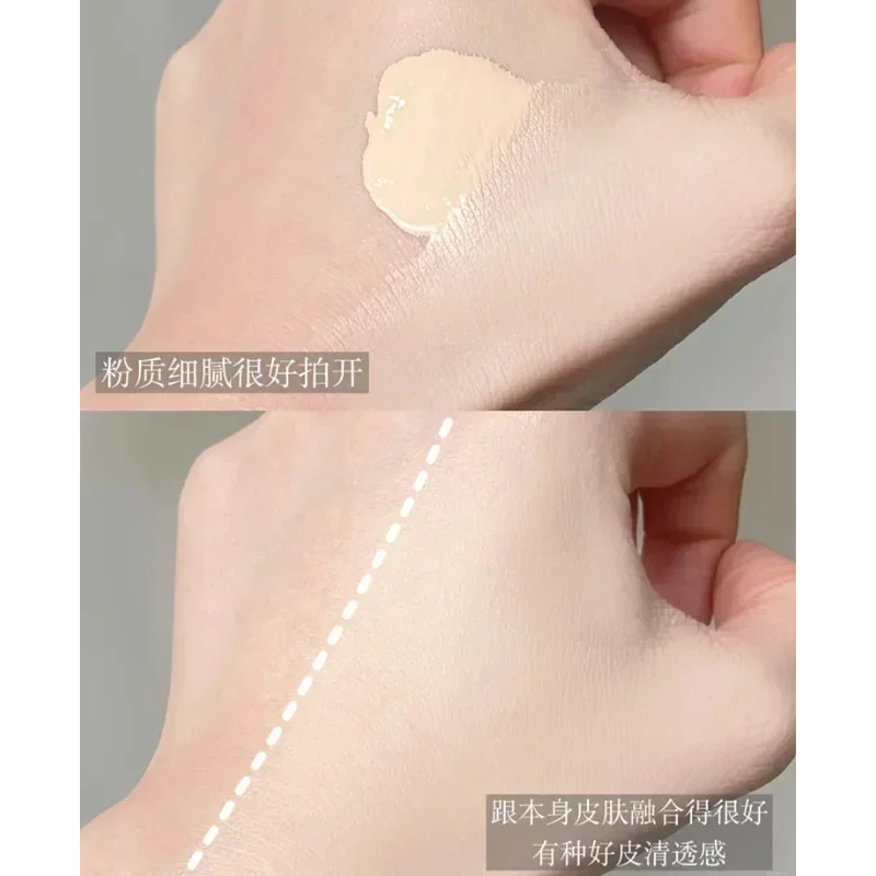 كريم أساس وسادة هوائية من ريد تشامبر مغذي مع إحساس خفيف ومرطب ومضاد للبشرة ومستحضرات تجميل تدوم طويلاً