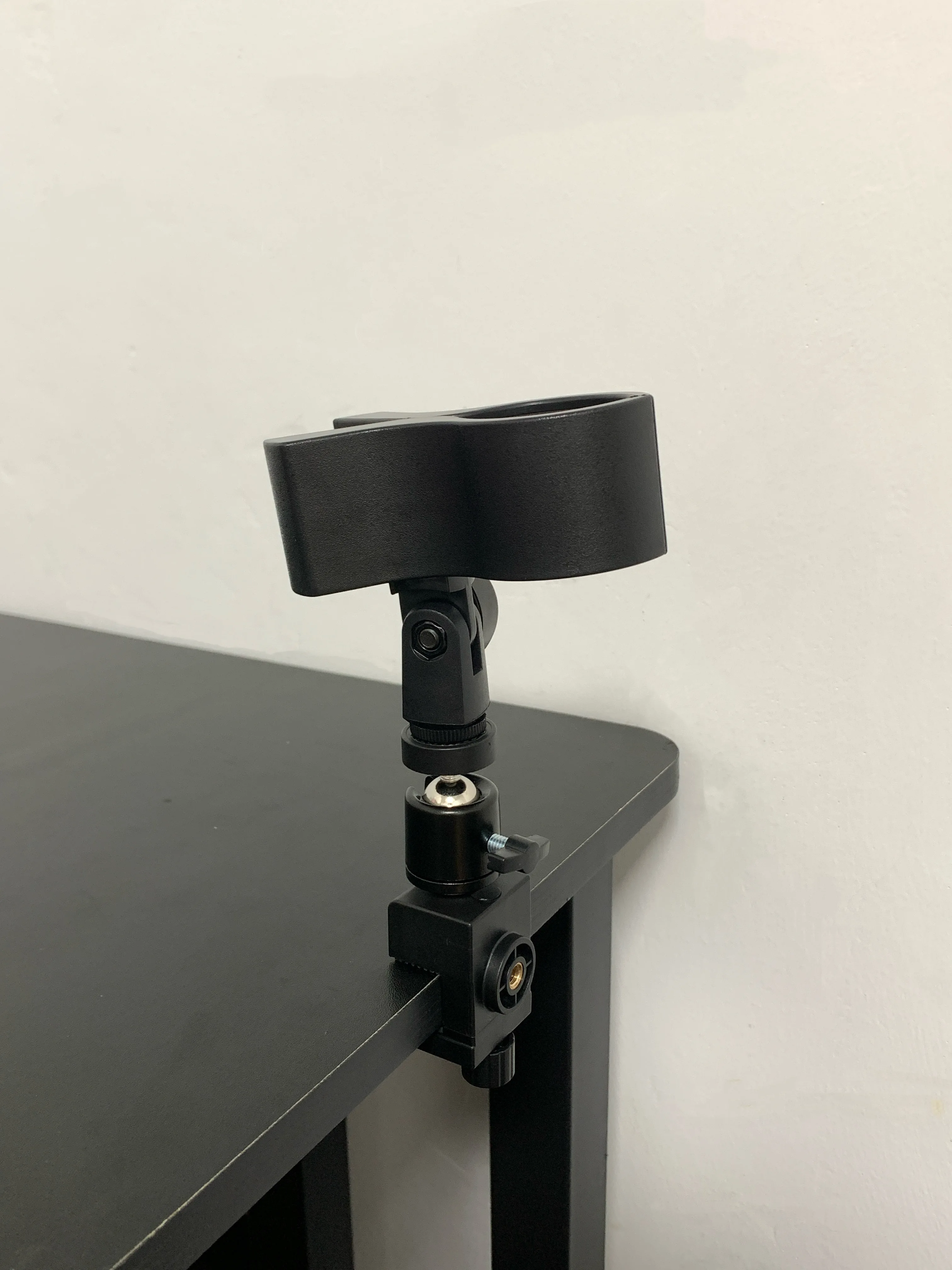 Metal Desktop Microphone Stand with Elastic Clamp 360 Universal Gimbal Rotating Clip for Desktop