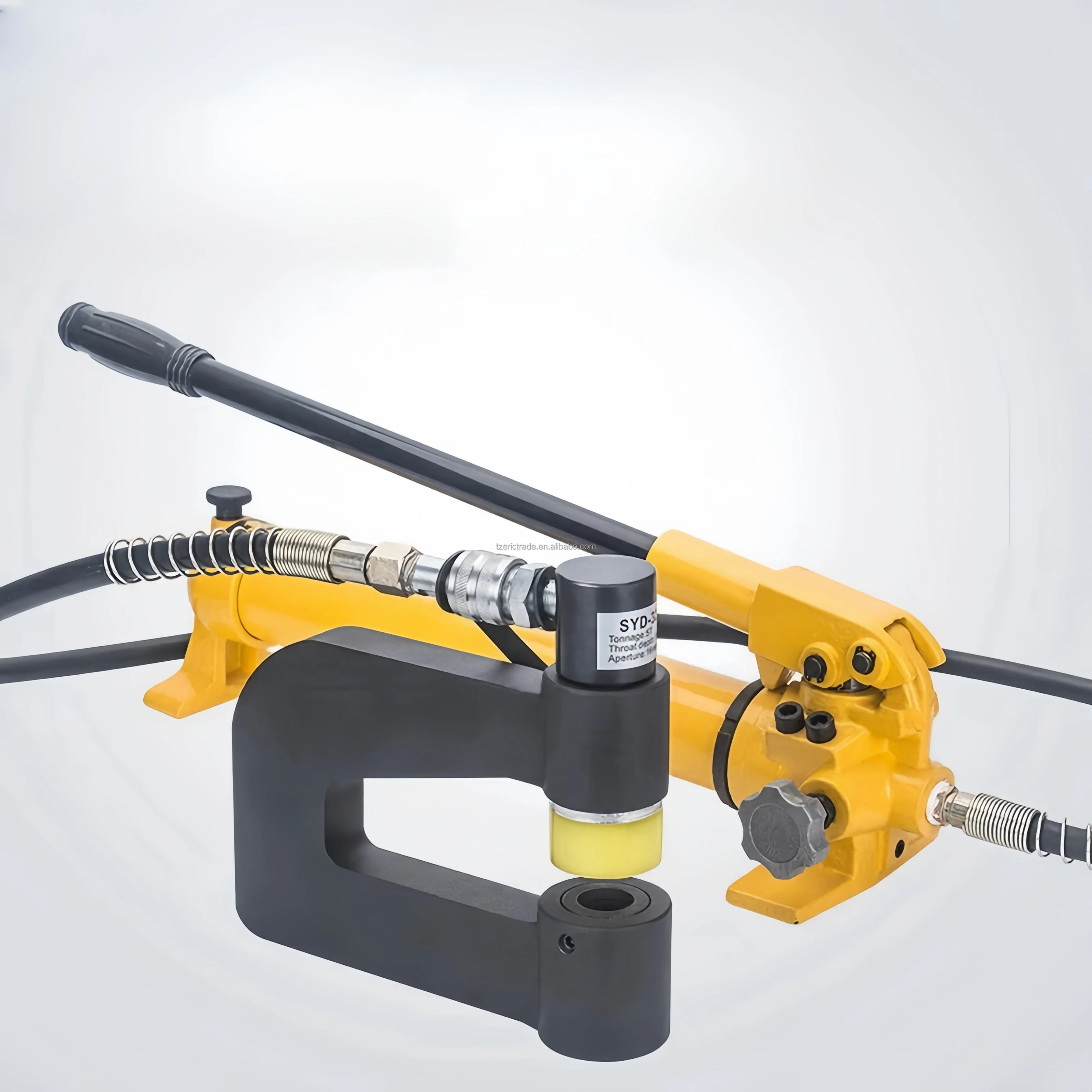 2026-32BF Hydraulic Cable Bridge Hole Puncher Machine 150mm Throat Depth 16-32mm Range Stainless Steel Iron Plate Punching Tools