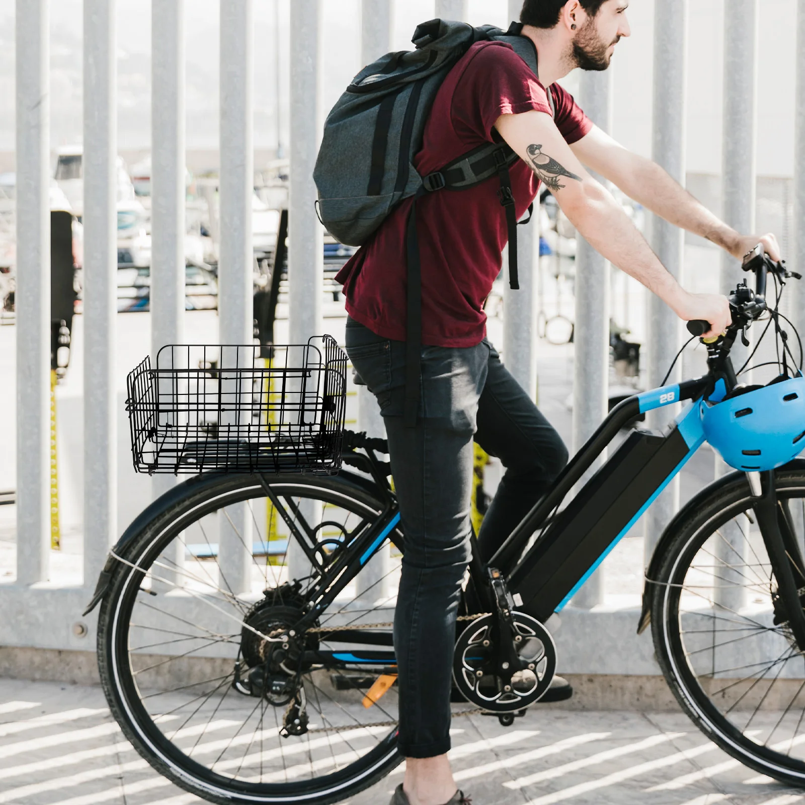 

1Pcs Black Foldable Bike Basket Heavy Duty Steel Wire Construction Sturdy Rear Storage Holder for Books Food School Bag Urban