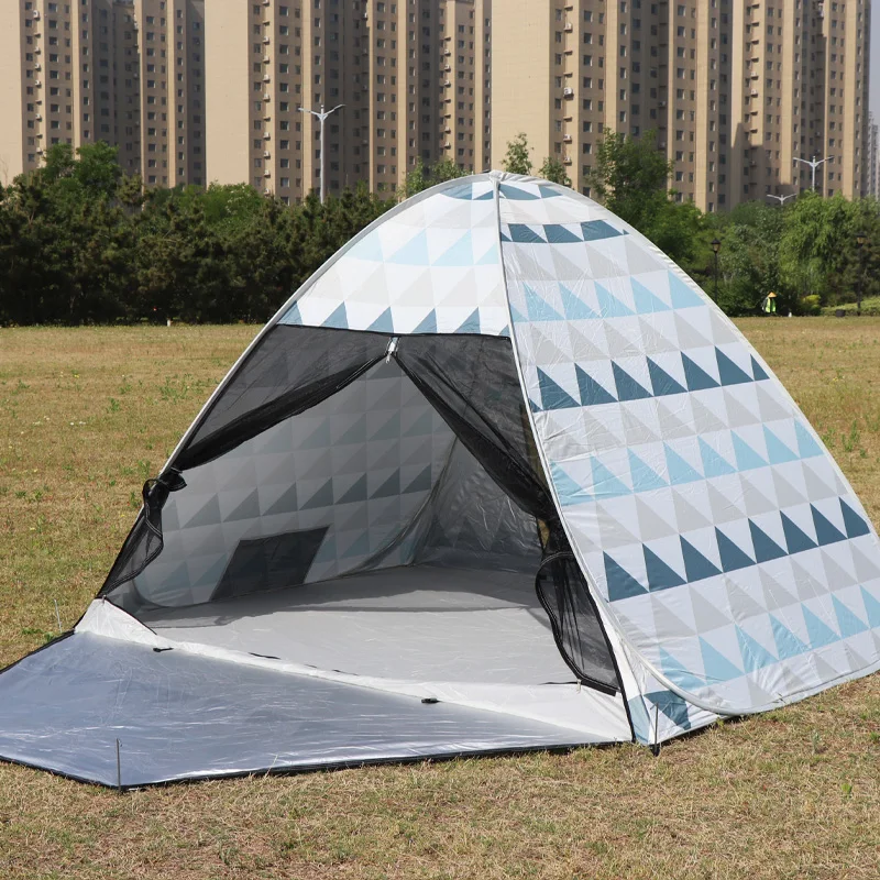 Throw it in a second and set it up quickly. Sunscreen all-self beach tent folding rainproof steel wire camping tent