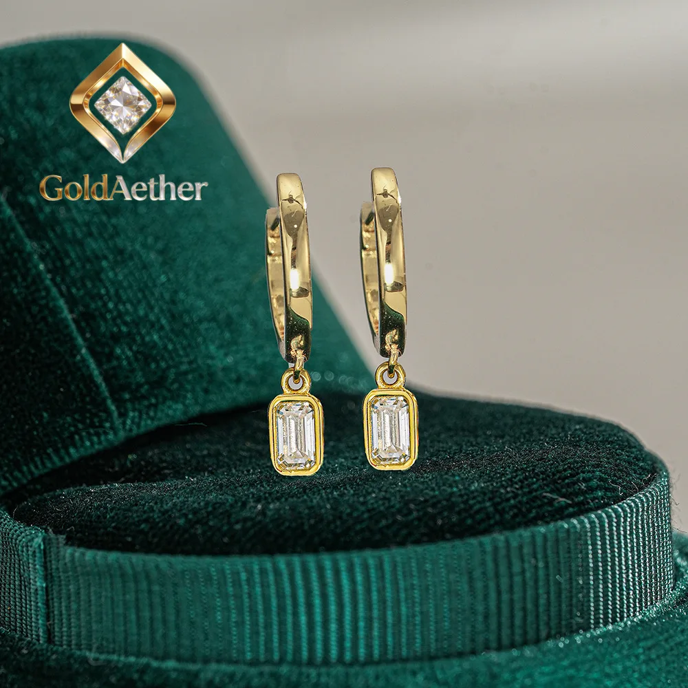 

Серьги GoldNouveau женские новые, из золота 24 карат (AU999), с прямоугольным муассанитом 0.5 карата, минималистичные пусеты, модный аксессуар