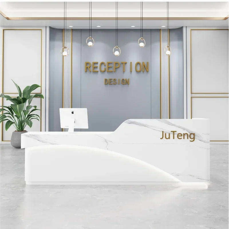 

Красота-бар, магазин одежды, кассир, стоматологическая компания, художественное танцевальное обучение, класс, стойка регистрации, стол