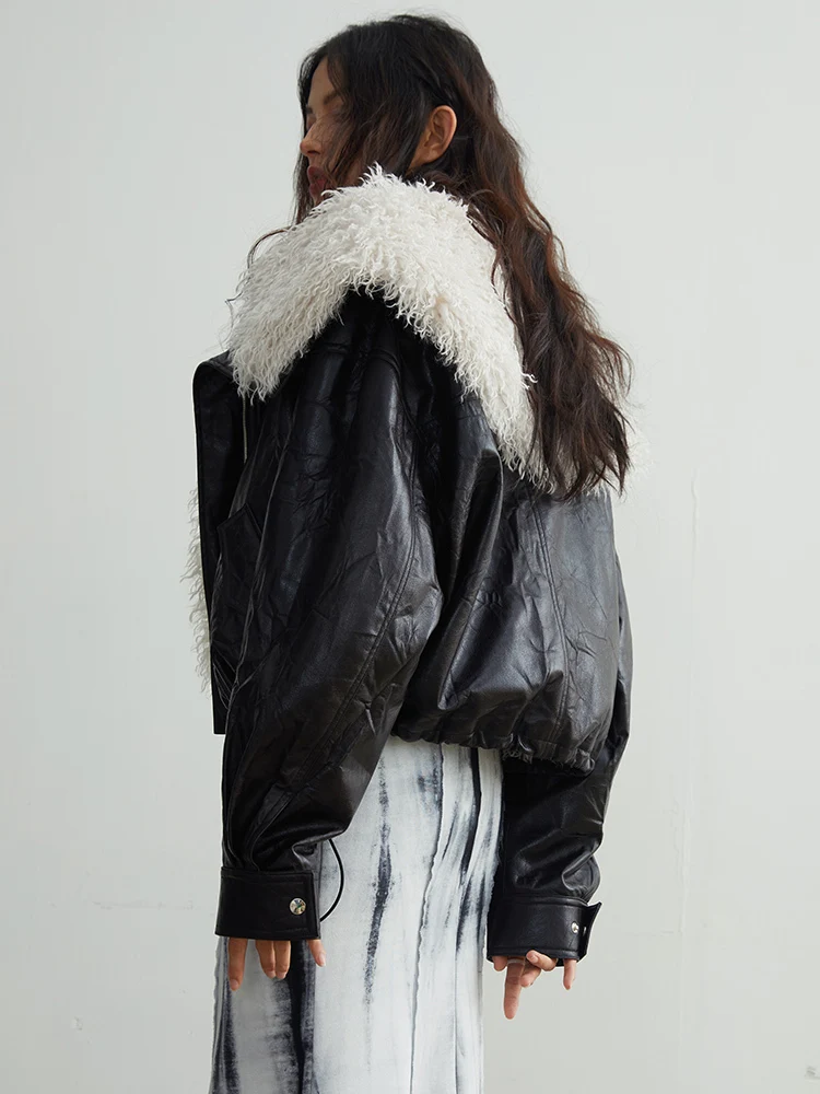 [EAM] Black Big Size PU Leather Jacket New Removable Fur Collar Long Sleeve Women Coat Fashion Tide Spring Autumn 2026 1DH2121
