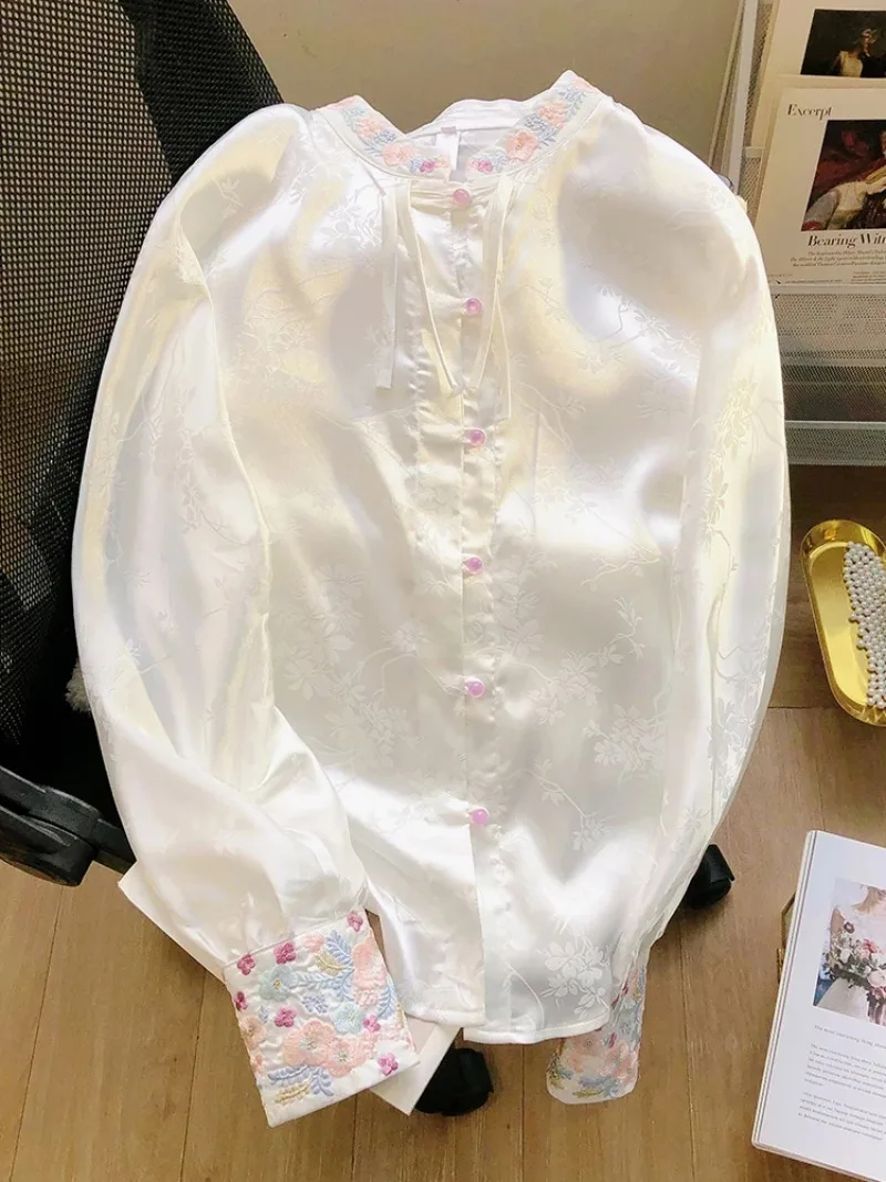 

Chinese Style White Jacquard Retro Blouse Women 2025 New Spring Loose Casual Buckle Suit Hanfu Womens Tops