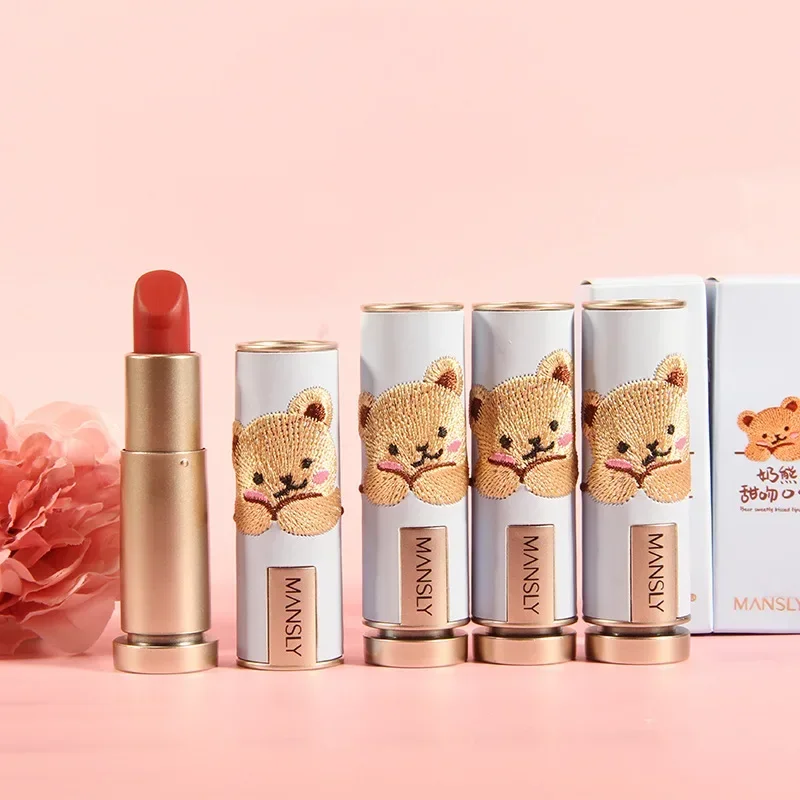 Heallor Sweet Milk Bear Velvet Matte Embroidery Lipstick Smooth Long Lasting Łatwy w noszeniu Wodoodporny Nawilżający Makijaż Ust Cos