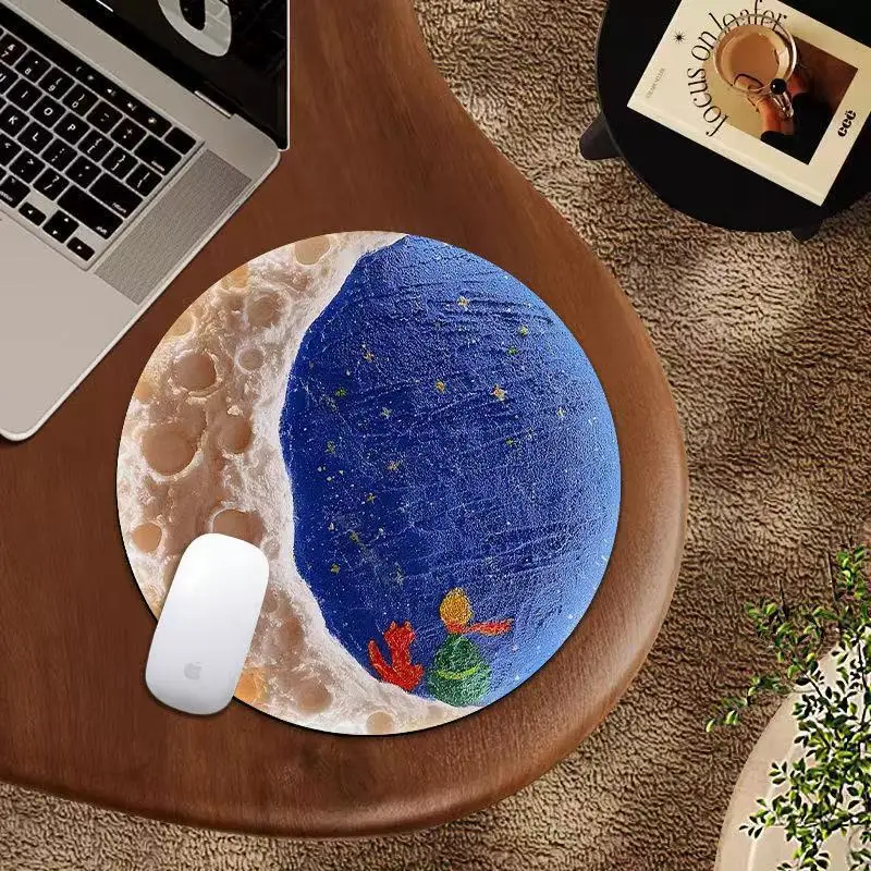 Mouse pad cute cartoon round design for girls, household and office use, anti-slip, high-end feel fashion style