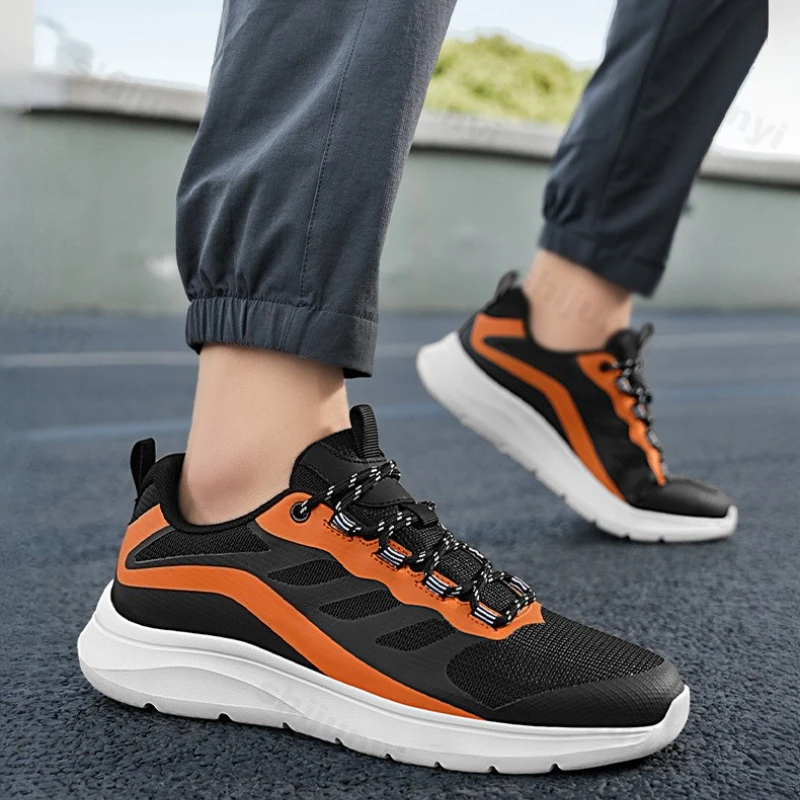 

Мужская весна 2024, новая дышащая сетчатая дизайнерская обувь с мягкой подошвой, повседневная спортивная обувь, удобные кроссовки для бега с сеткой