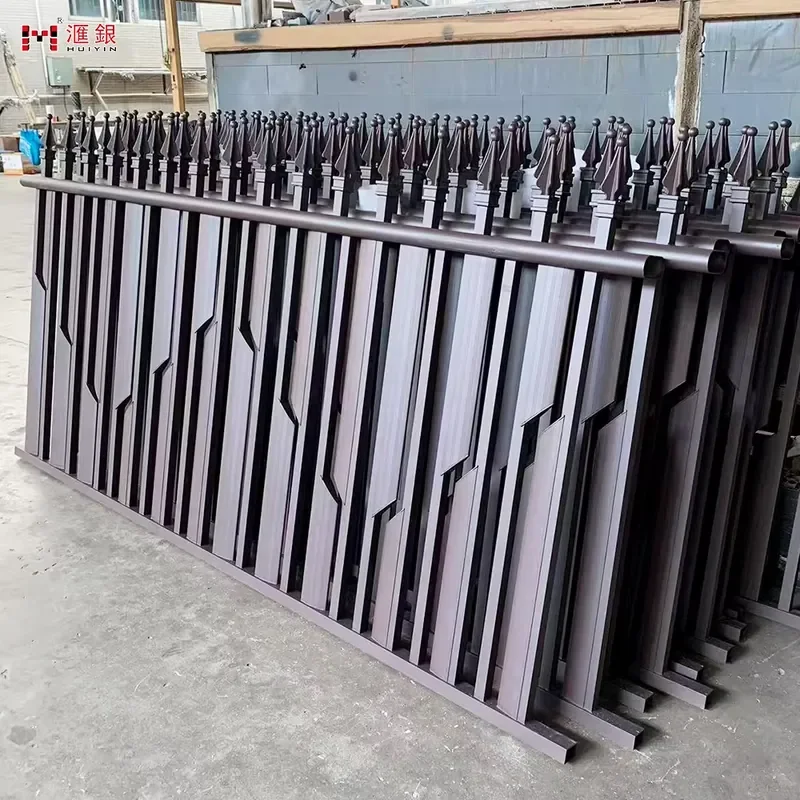 Modern Design Metal Black Aluminium Alloy Fence Garden Design Aluminum Fence System Horizontal Aluminium Fence