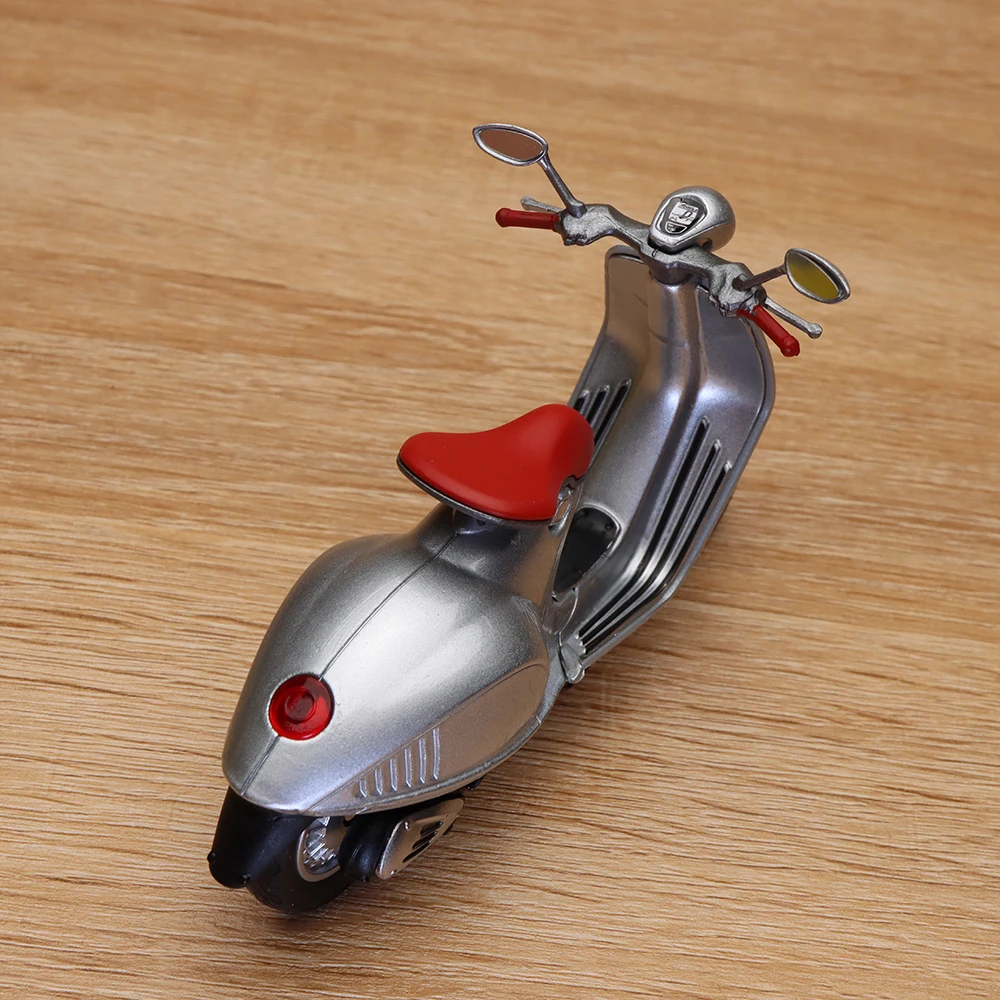 Diecast Alloy Motorcycle Toy 1/18 VESPA 2014 946 Model