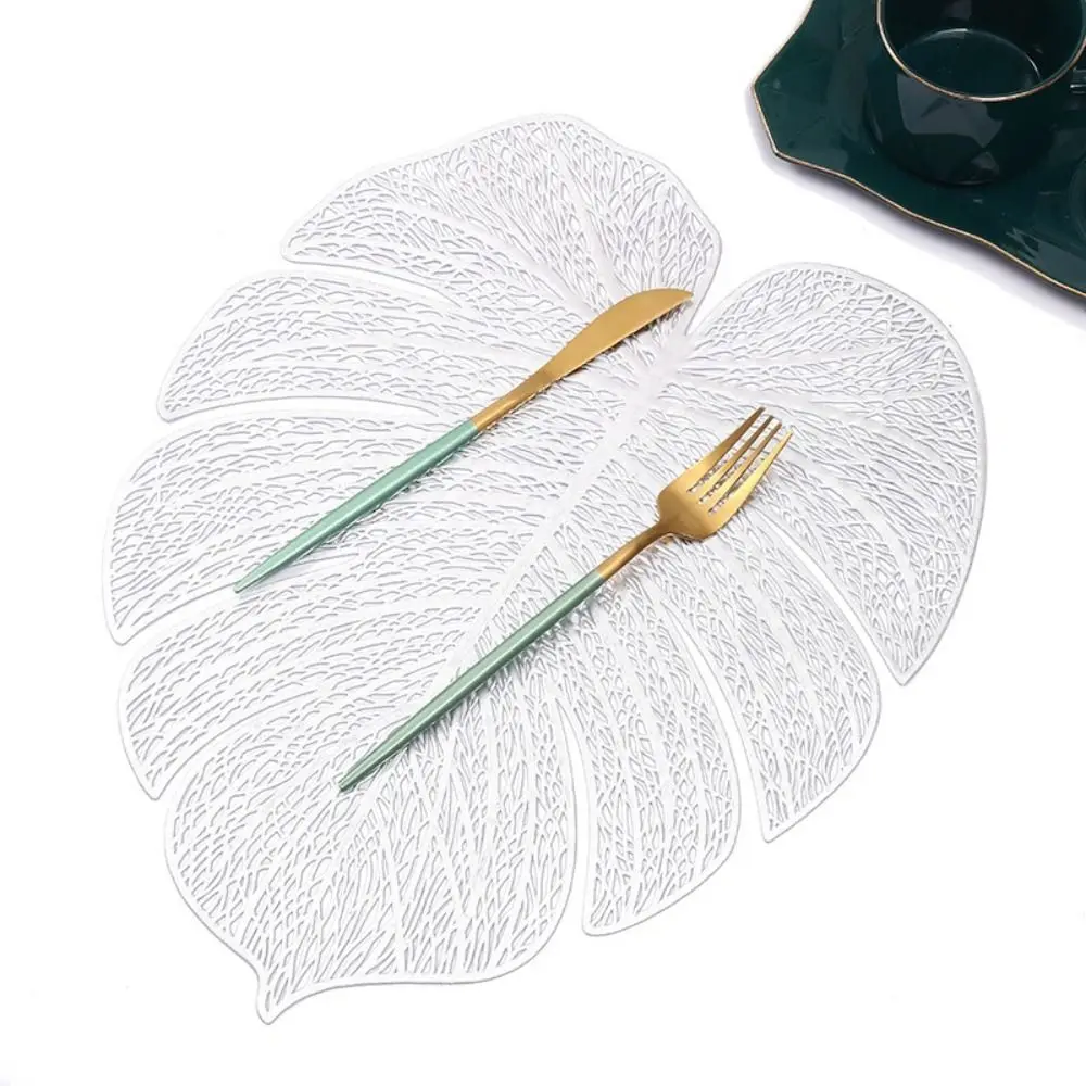 Hollow Leaf Shape Hollow Leaf Placemat Heat Resistant Waterproof Monstera Leaf Placemat PVC Material Anti Slip