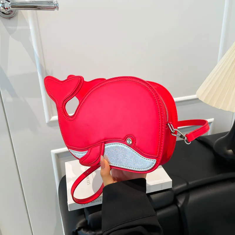 حقيبة كروس فريدة من نوعها على شكل حوت، محفظة كتف بتصميم حيوان لطيف، حقيبة بيان ملونة للنساء #1