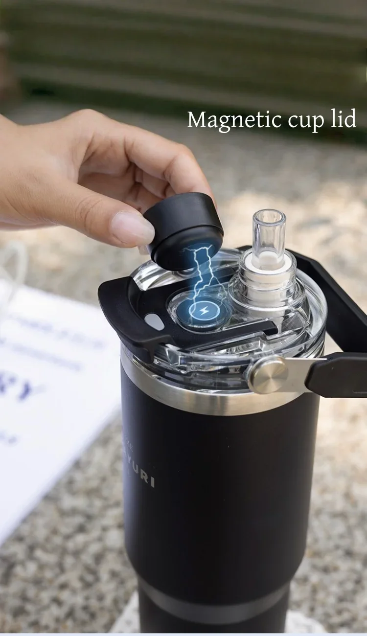 Isolierter Edelstahl Isolierbecher Mit Magnetischem Trinkhalm_voghion.com