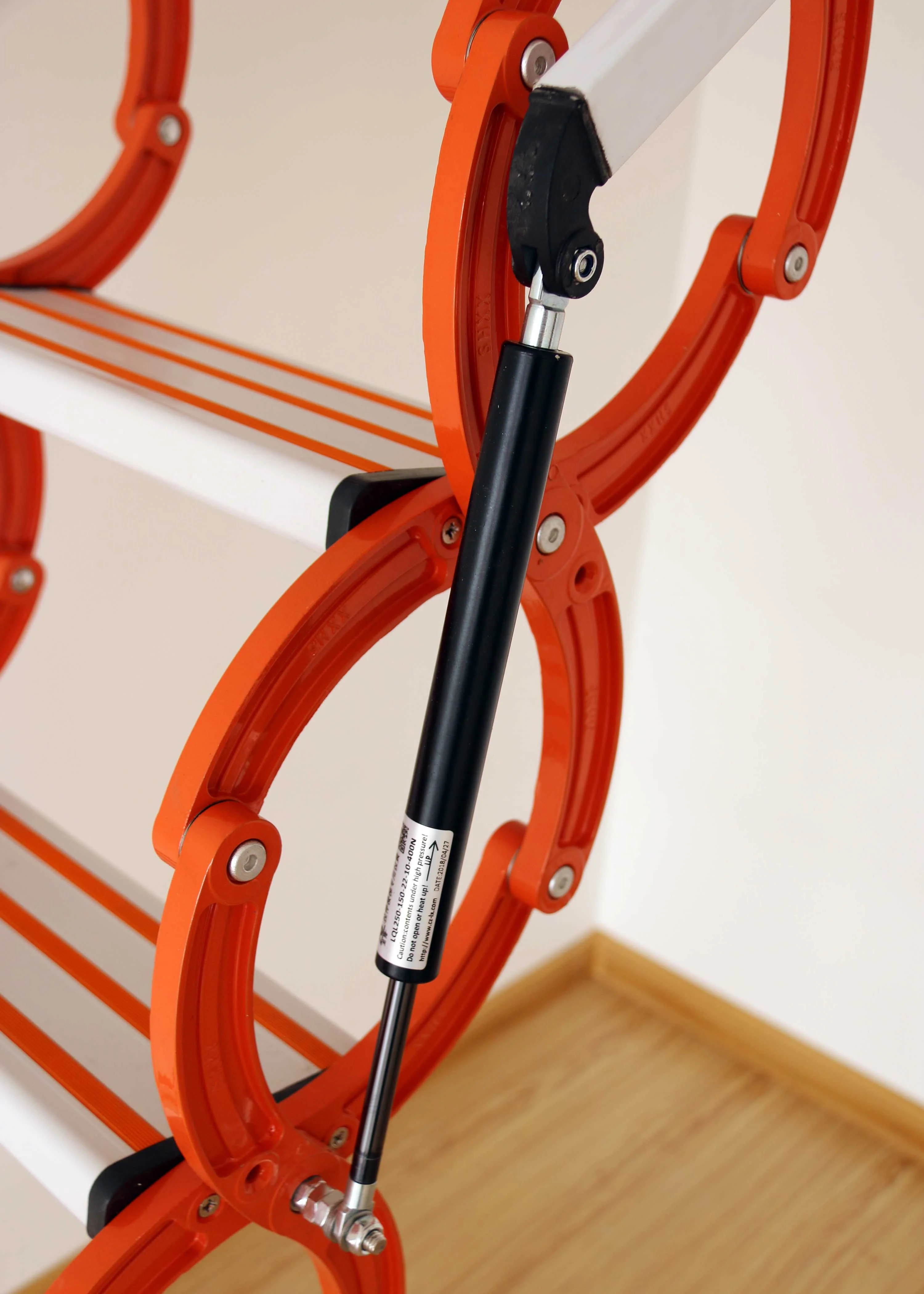 Smart Attic Hatch Stairs Electric Roof Hoist Retractable Step Ladder