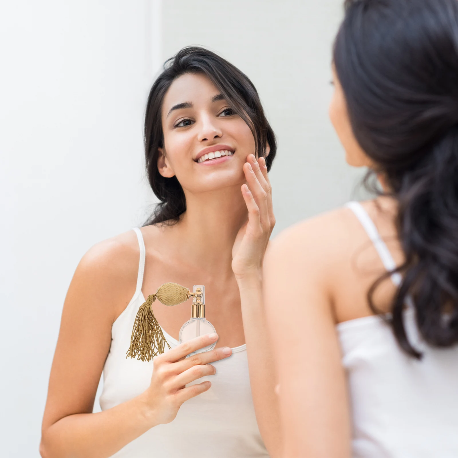 

Spray Powder Bladder Bottle Vintage Atomizer Glass Empty Crystal Mini Elegant Makeup Sample Travel Refillable Sturdy Portable