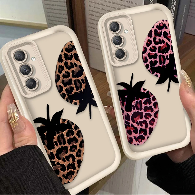 Luxury Leopard Print Strawberry Case for Samsung Galaxy A35 A55 A15 A25 A16 A06 A05 A05S A24 A13 A23 A12 A22 A32 A52 A71 A51 4G