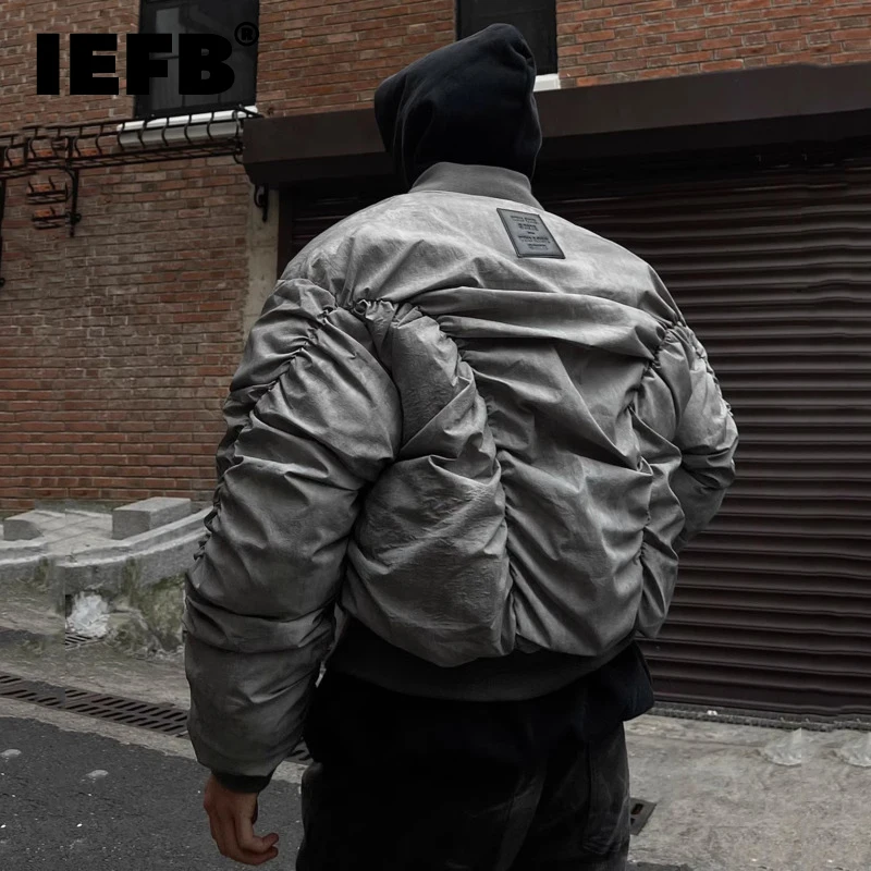 IEFB Niche Design Men Padded Coats Pleated Round Collar Zipper Patchwork Solid Color Metal Loose Male Solid Color Jacket 9C8603