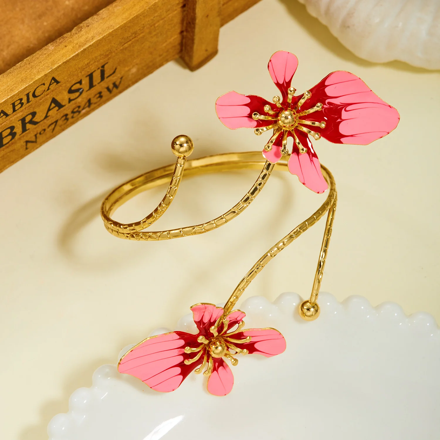 Elegant Enamel Flower Butterfly Anklet For Women Gold Plated Pink White Floral Bracelet On Leg Beach Barefoot Sandal Leg Jewelry