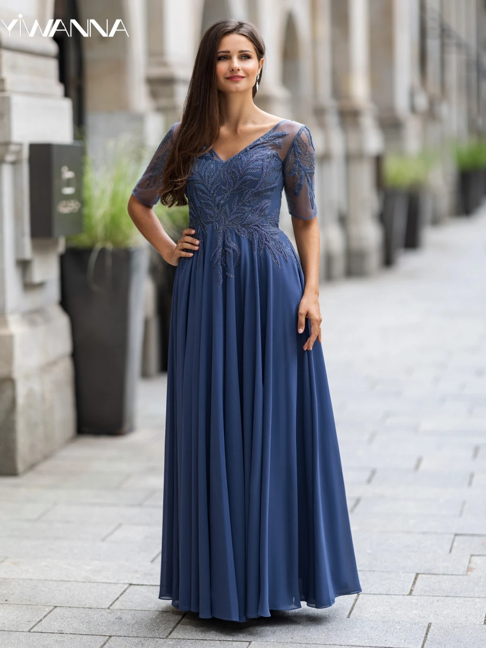 Einfaches V-Ausschnitt Halbarm Ballkleid funkelnde Perlen Mutter der Braut Kleid für Hochzeit elegantes Chiffon Abendkleid