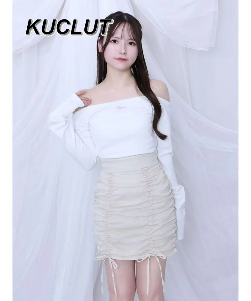 Słodka dziewczyna 2025 nowa plisowana na co dzień mała talia delikatna plisowana spódnica biodrowa jednokolorowa moda damska krótkie spódniczki lato