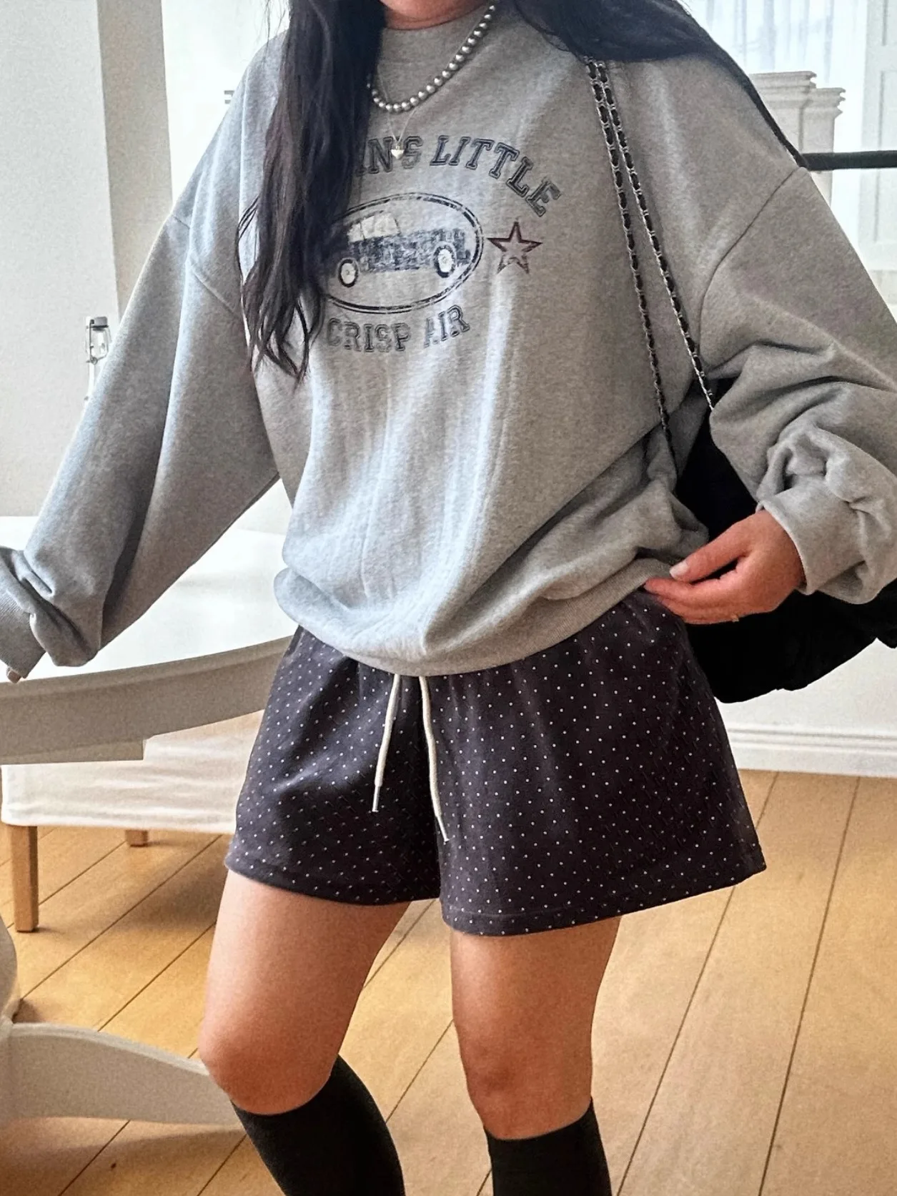 เสื้อฮู้ดผู้หญิงสไตล์เกาหลี แขนยาว คอกลม พิมพ์ลายรถสไตล์อเมริกันย้อนยุค สวมใส่สบาย