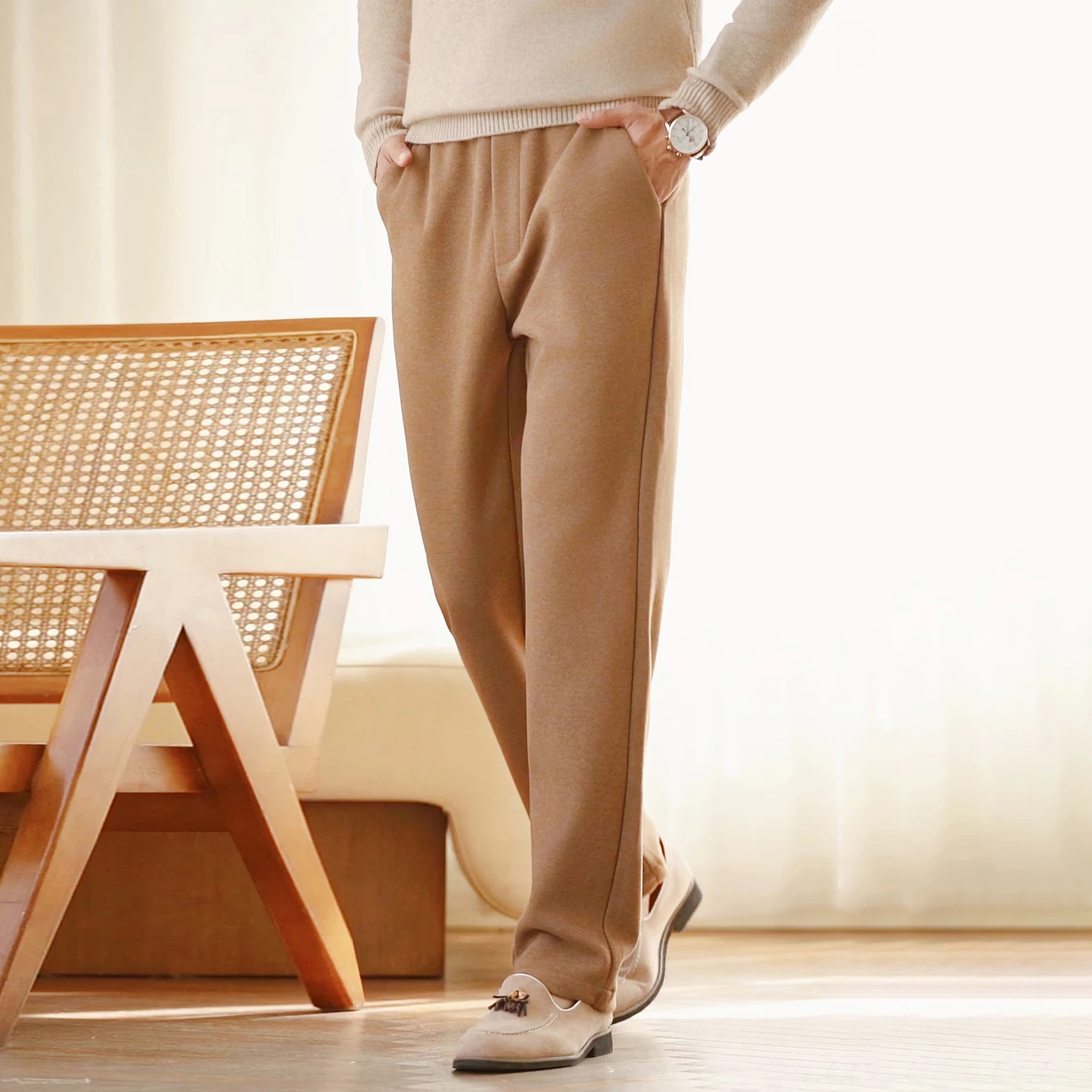 2026 Autumn/Winter New Thickened Small Leg Straight Leg Pants for Men's Casual Wool Acetate Silk Pants Warm Elastic Waist Pants.